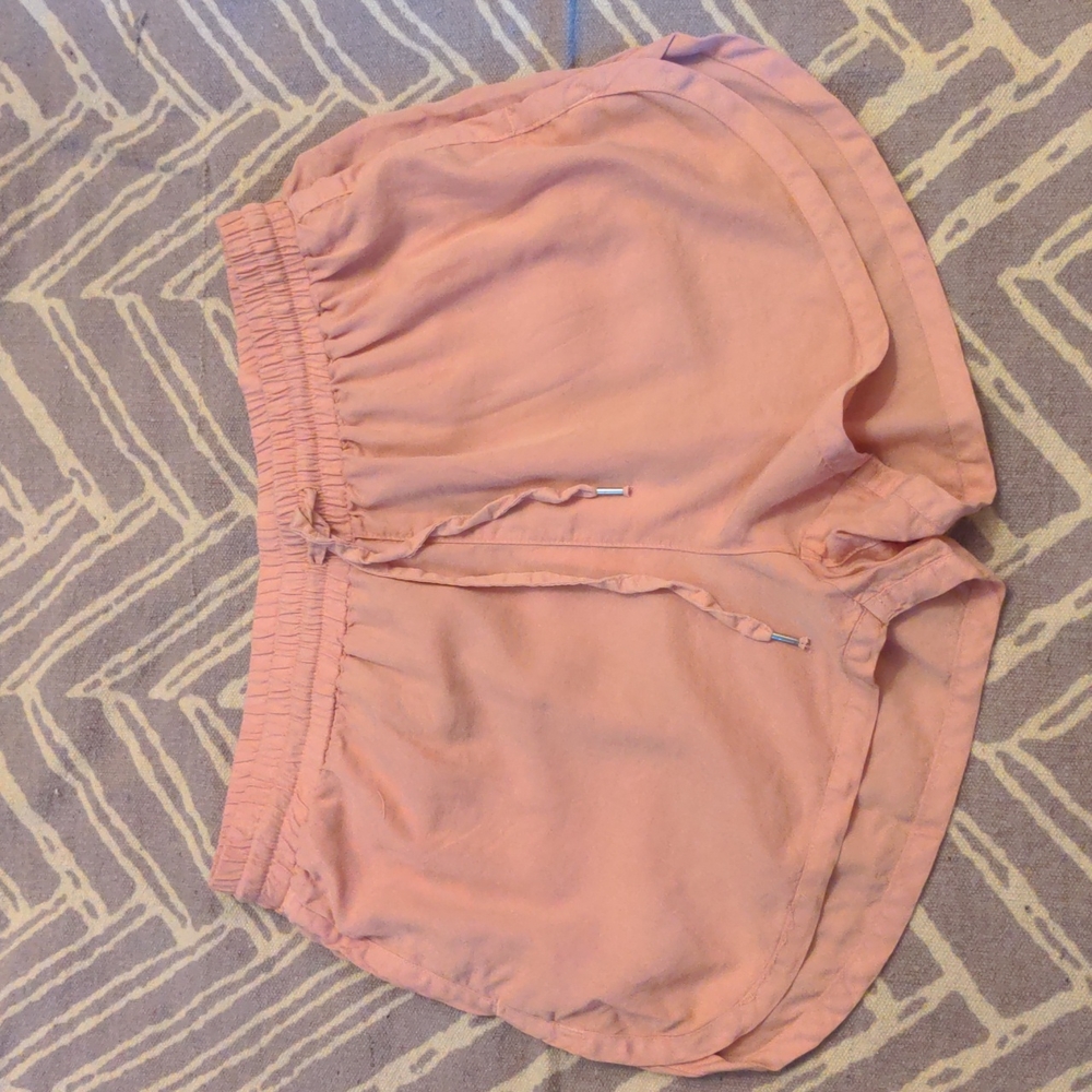 Adorable pink shorts (women's XS or Girls L)